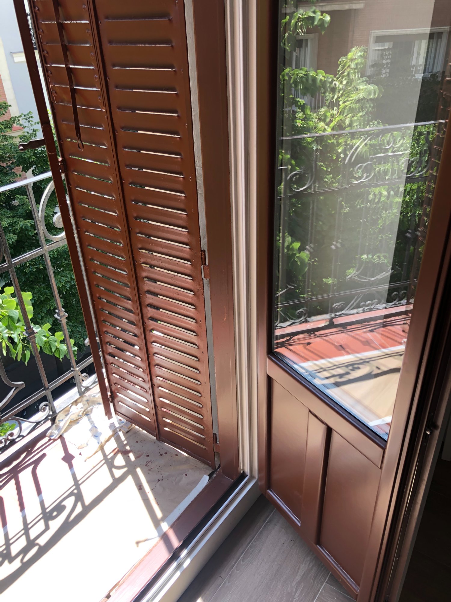 Puerta Balconera con Mallorquinas